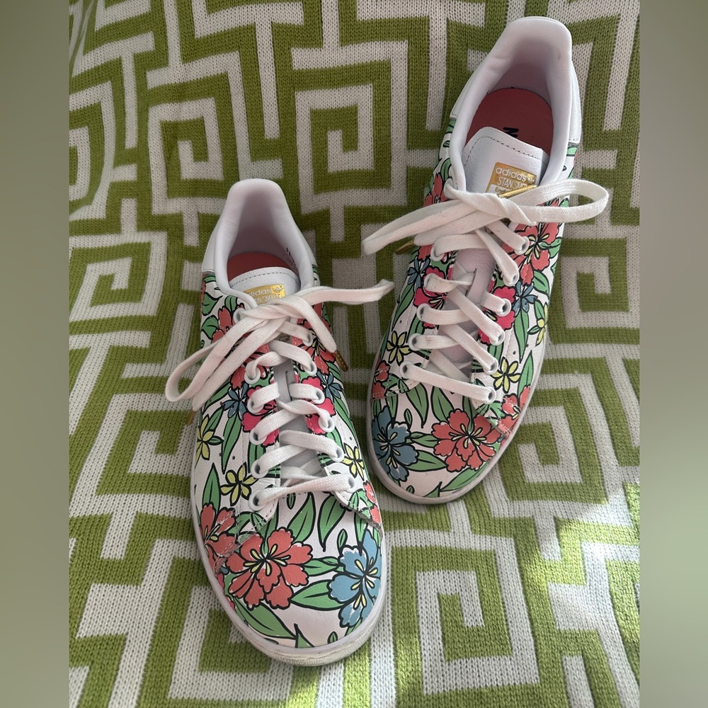 Stan Smith Adidas Floral Multicolor Women's Sneakers Size 9